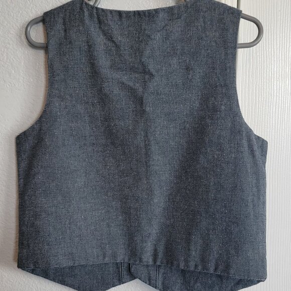 Bundle dress shirts and vests - Picture 3 of 13